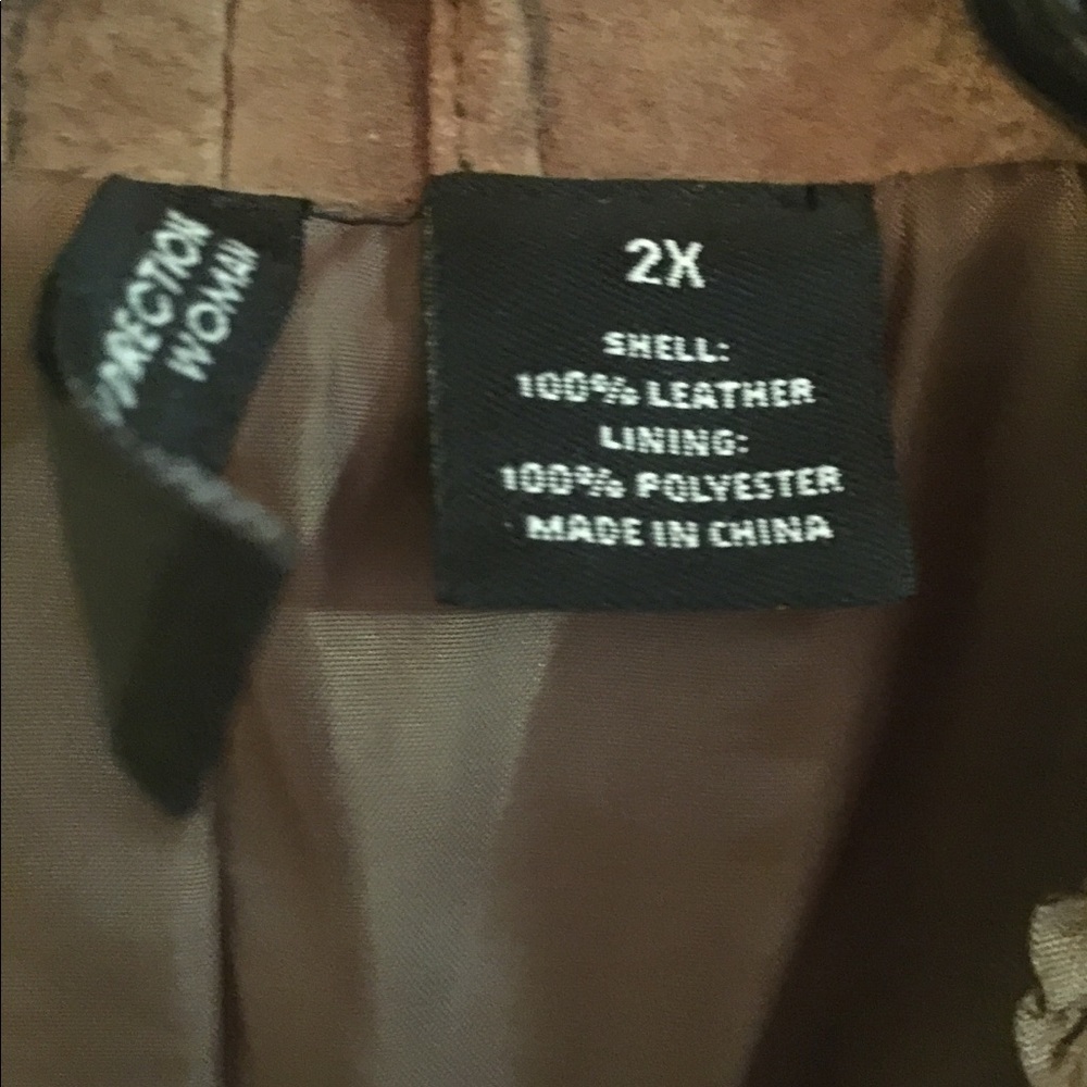 Leather Jacket - Picture 6 of 7
